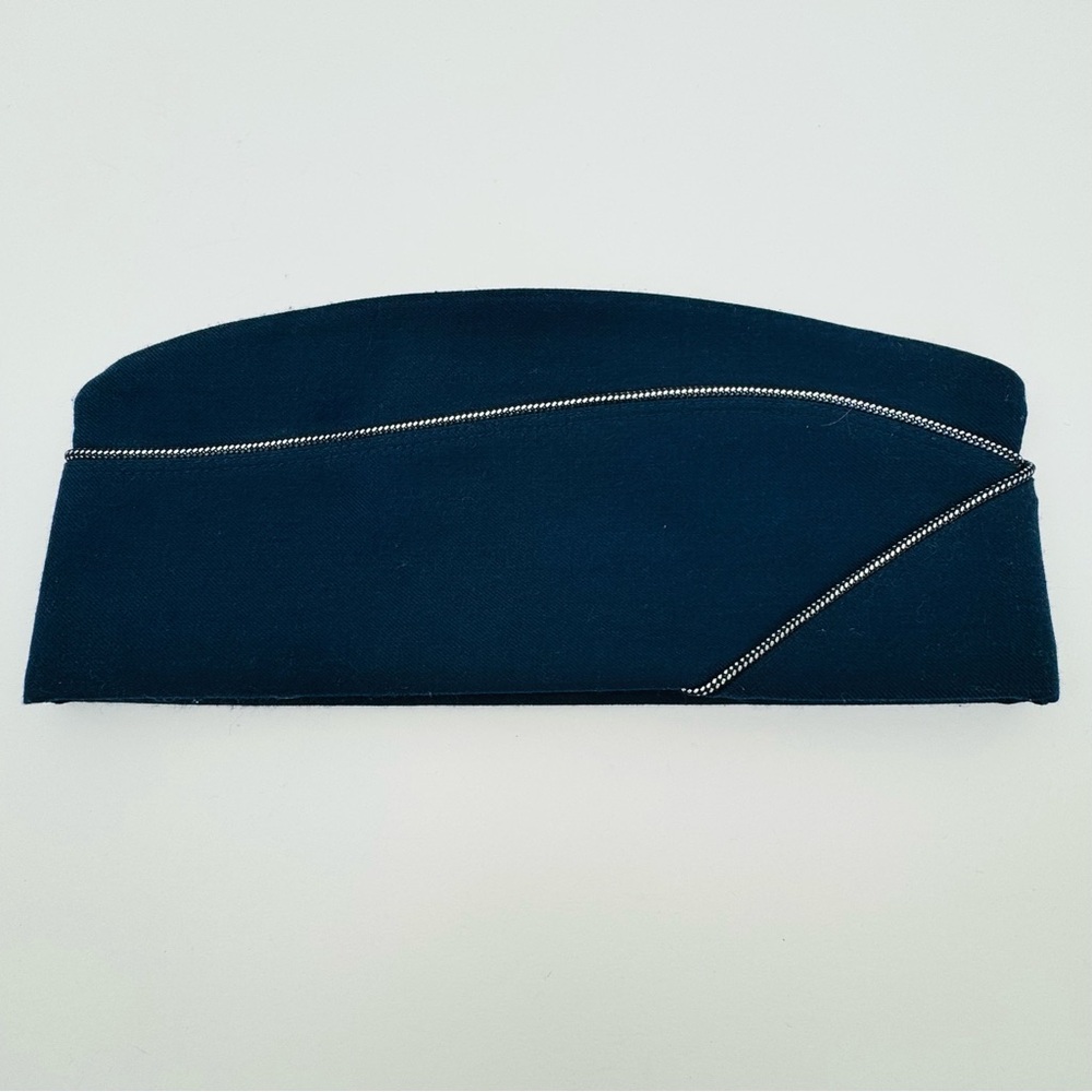 United States Air Force Officer's garrison cap. Navy blue. Wool/ poly blend.
